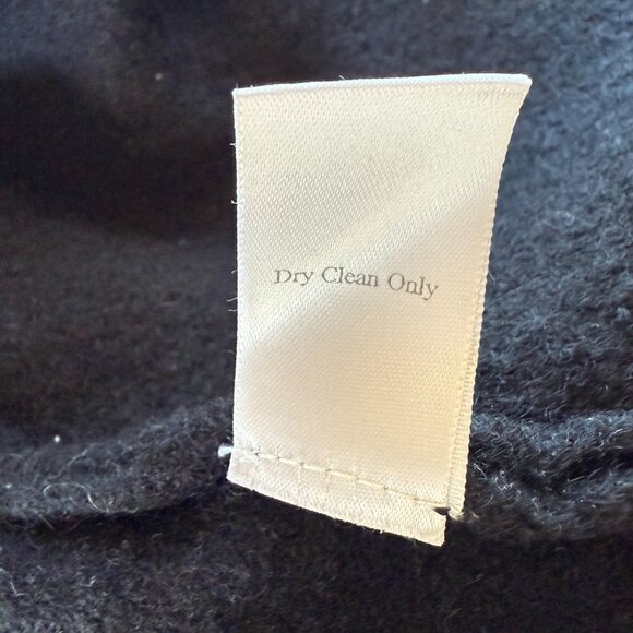 Coldwater Creek black sleeveless mock neck ruffle zip up wool sweater vest M - Picture 9 of 9